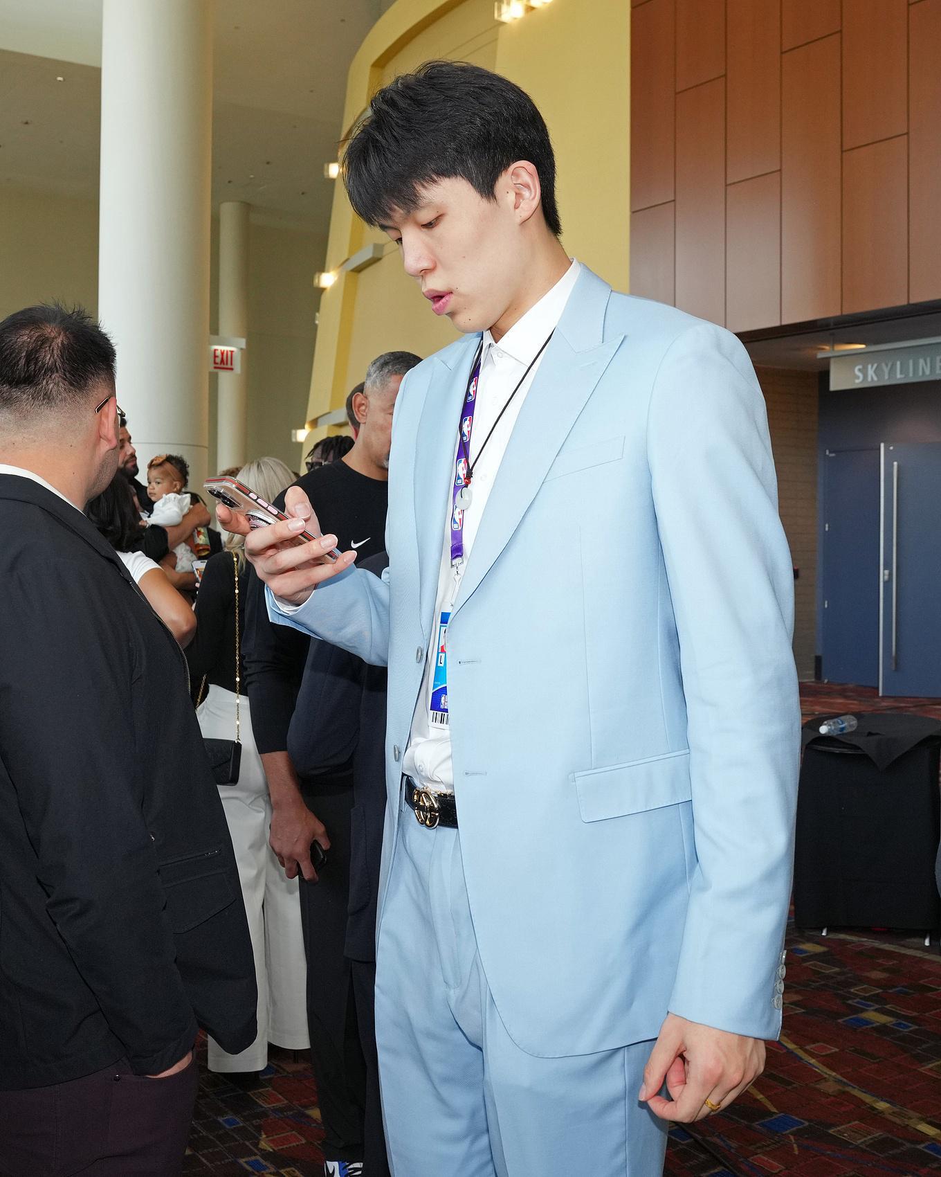 杨瀚森大考还剩一周!NBA官宣最终提前参选球员名单 剩余46人