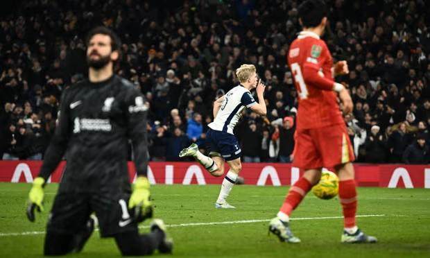 九游体育-林良锋：平曼联输热刺 利物浦新年真要还债了？