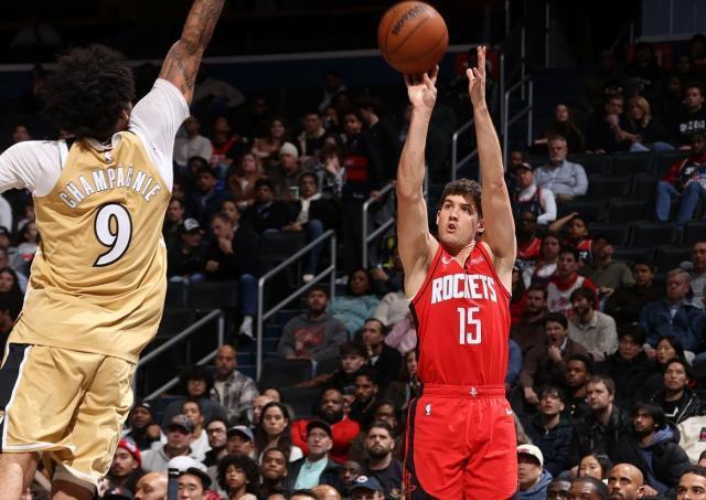 九游体育-火箭探花谢泼德轰19+7+10+6+2：创历史最年轻纪录